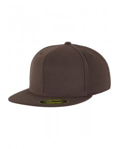 Baseball cap // Flexfit Premium 210 Fitted brown