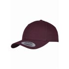 Baseball cap // Flexfit Curved Classic Snapback maroon